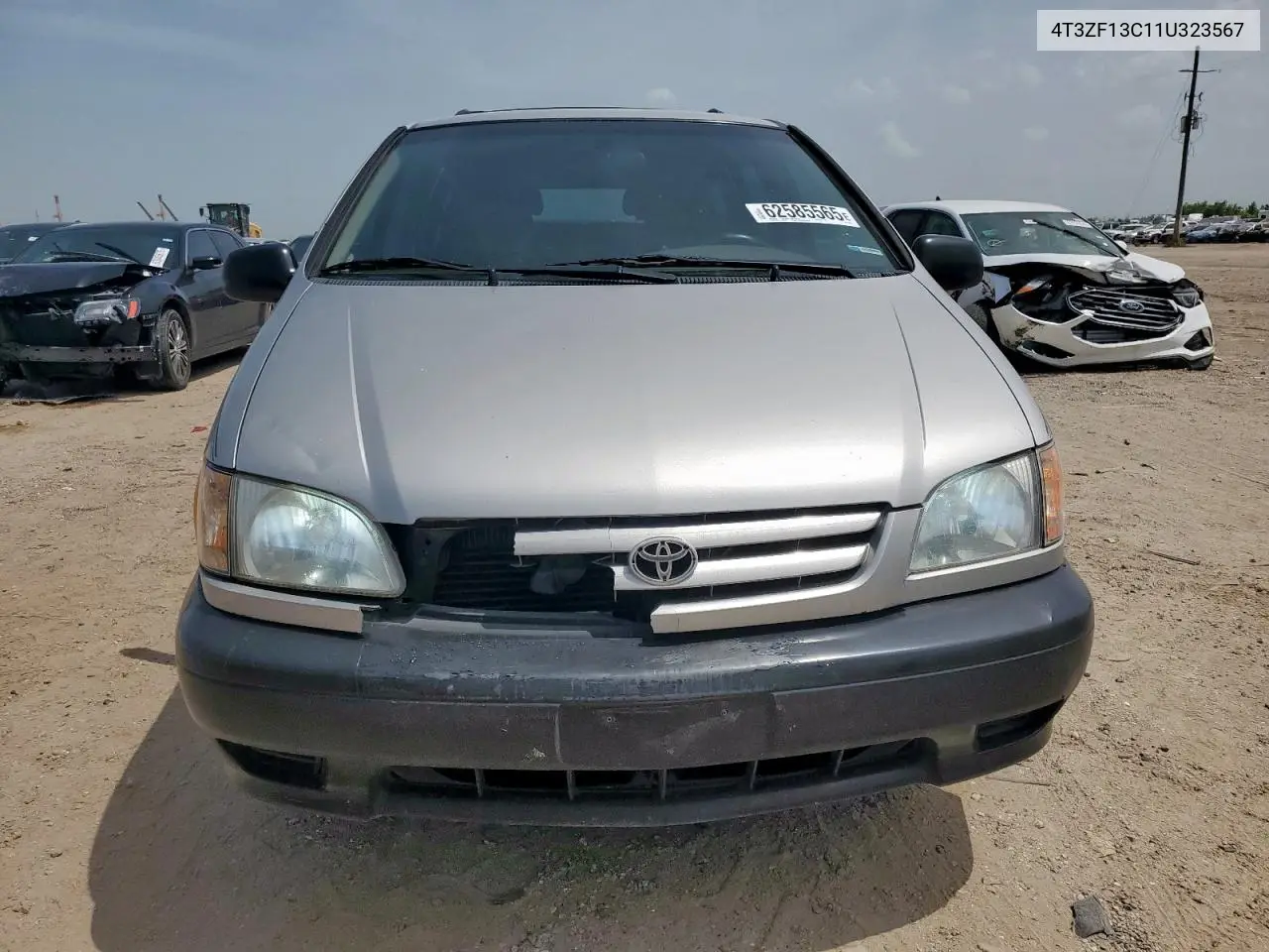 2001 Toyota Sienna Le VIN: 4T3ZF13C11U323567 Lot: 62585565