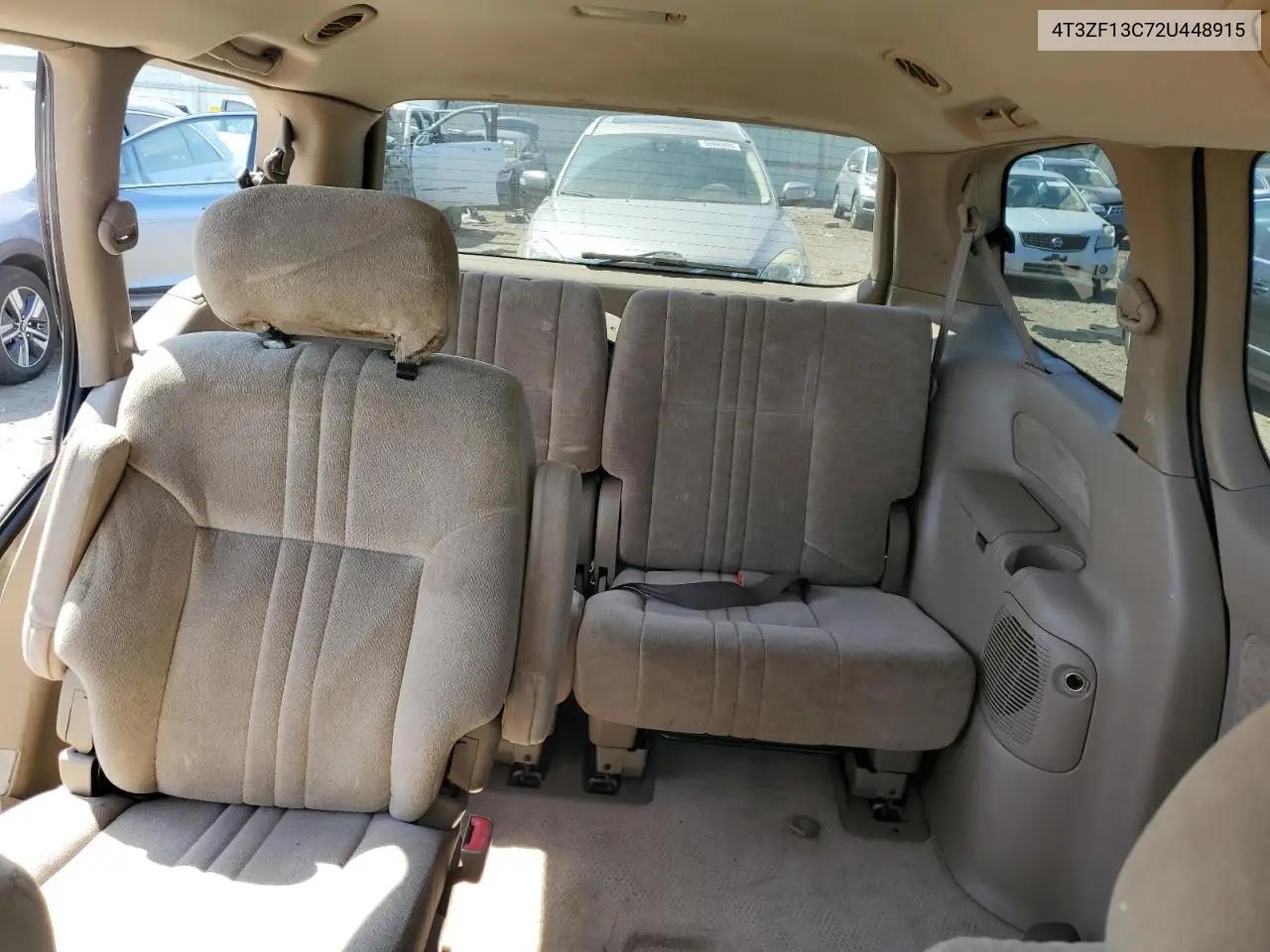 2002 Toyota Sienna Le VIN: 4T3ZF13C72U448915 Lot: 56170985