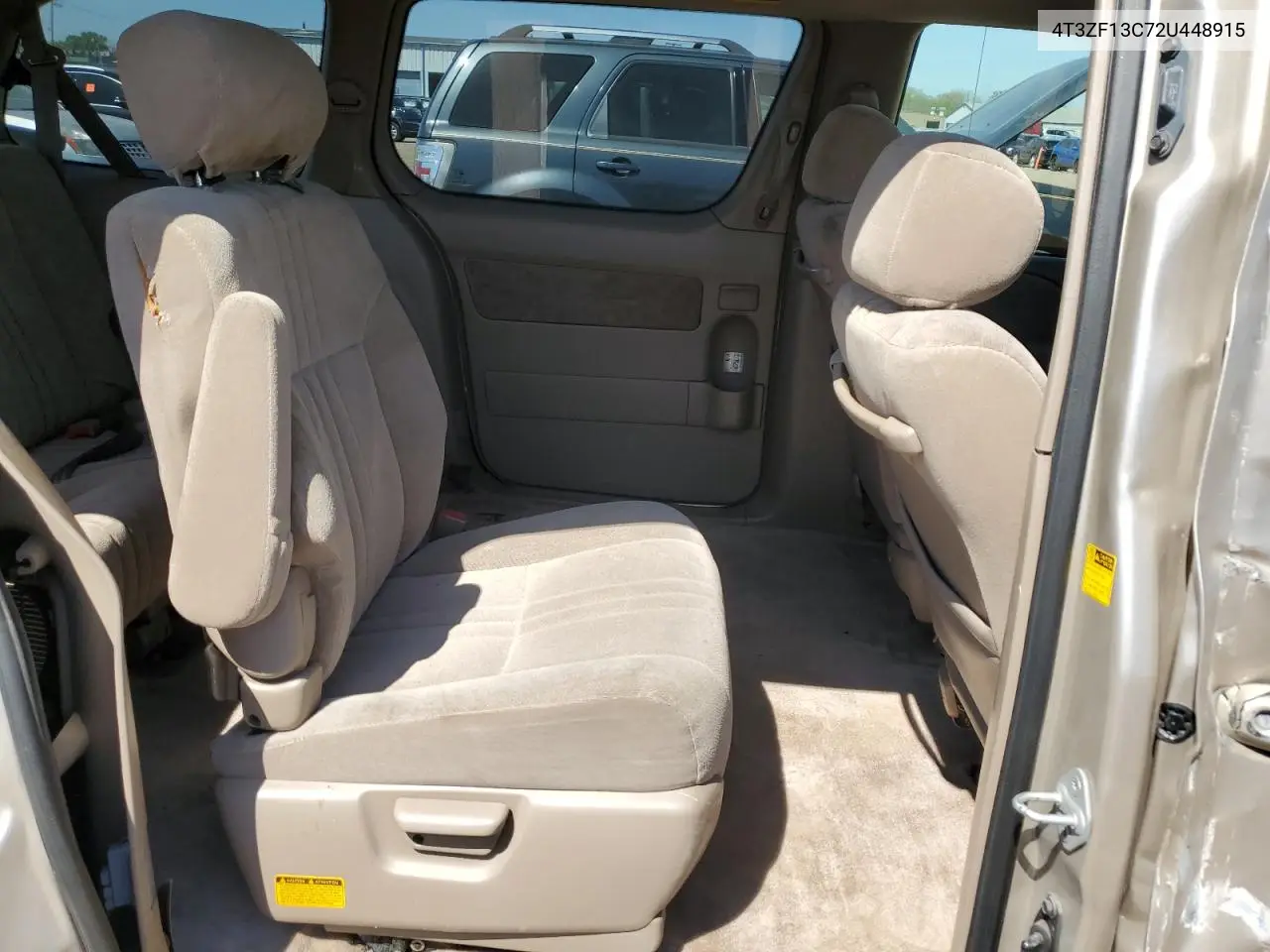 2002 Toyota Sienna Le VIN: 4T3ZF13C72U448915 Lot: 56170985