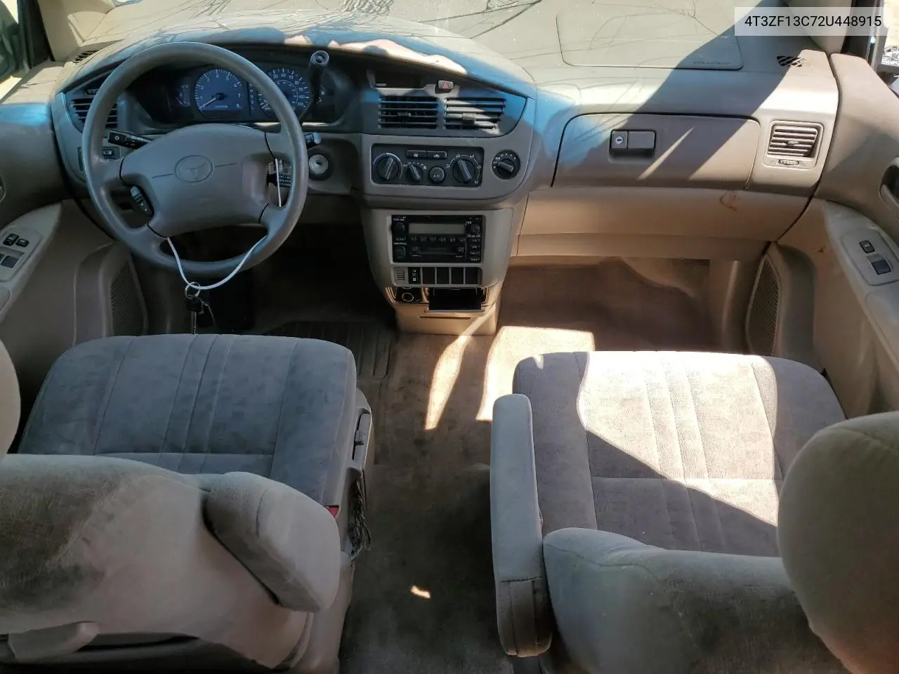 2002 Toyota Sienna Le VIN: 4T3ZF13C72U448915 Lot: 56170985