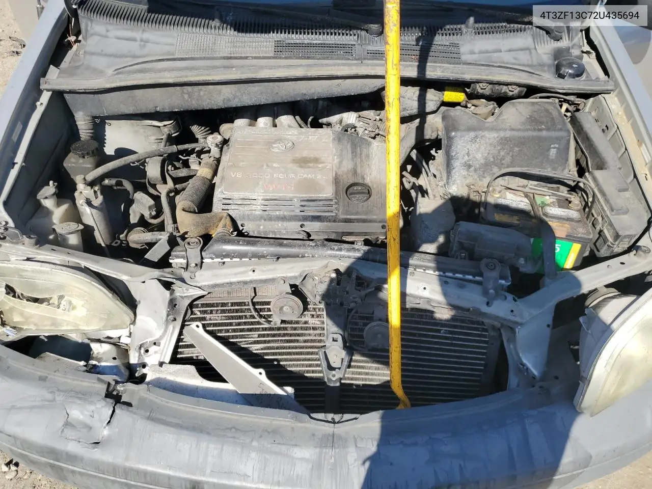 2002 Toyota Sienna Le VIN: 4T3ZF13C72U435694 Lot: 64254495