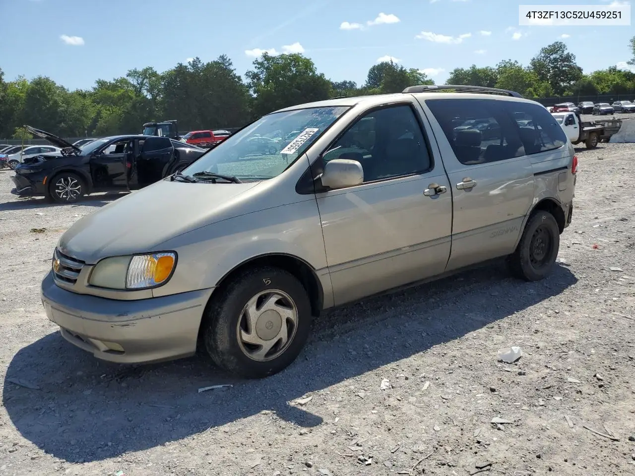 2002 Toyota Sienna Le VIN: 4T3ZF13C52U459251 Lot: 64275355