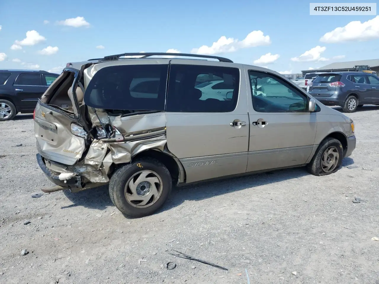 2002 Toyota Sienna Le VIN: 4T3ZF13C52U459251 Lot: 64275355