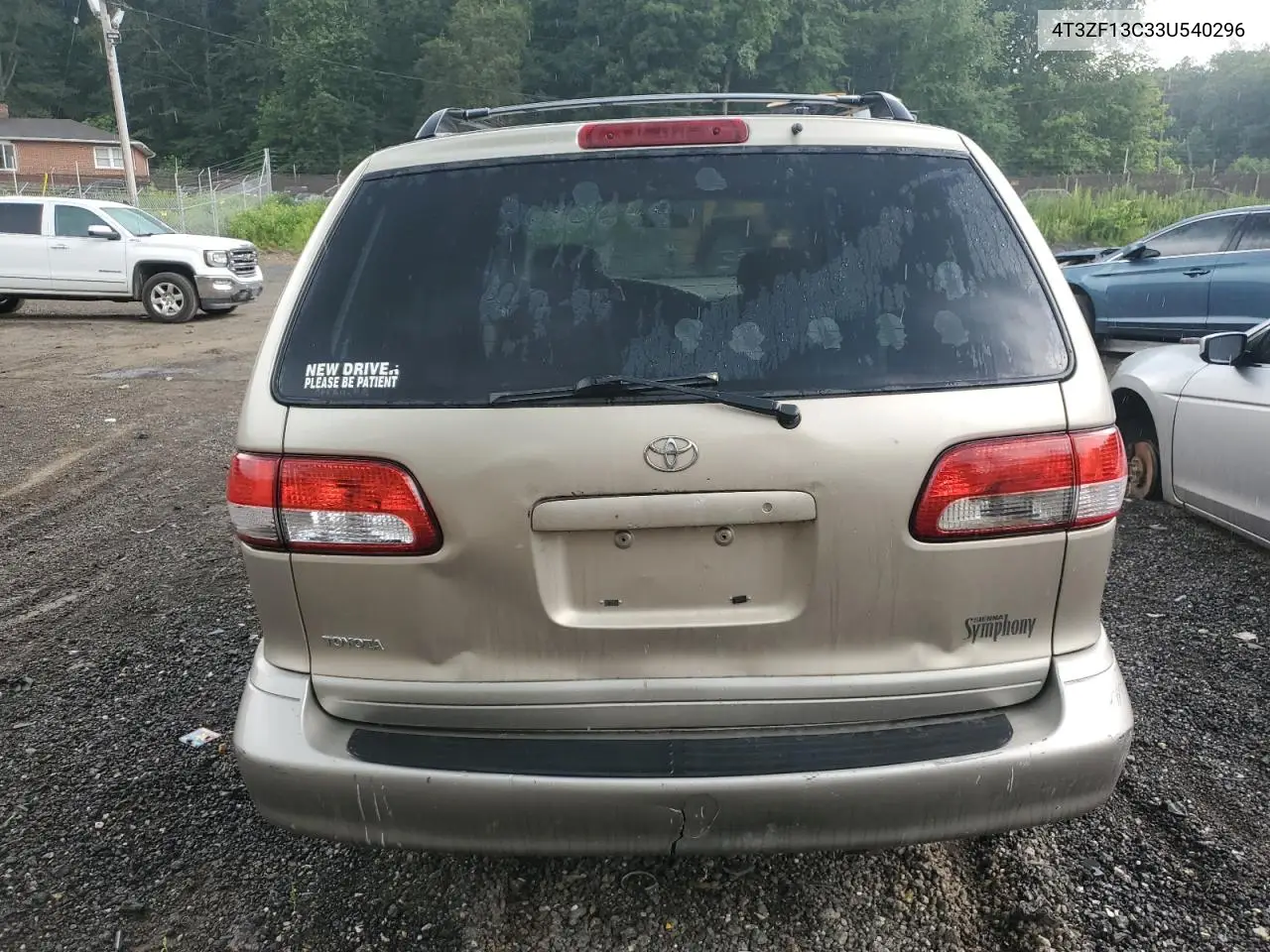 2003 Toyota Sienna Le VIN: 4T3ZF13C33U540296 Lot: 62643745