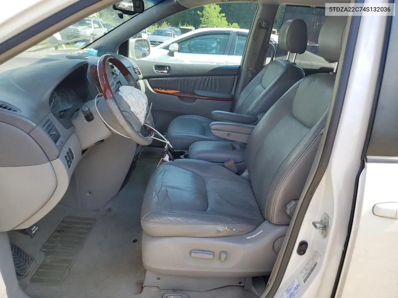 2004 Toyota Sienna Xle VIN: 5TDZA22C74S132036 Lot: 63510695