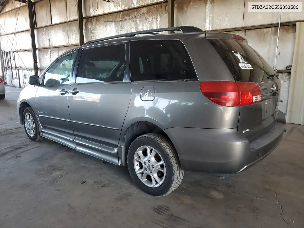 5tdza22c55s353586 5TDZA22C55S353586 2005 Toyota Sienna Xle