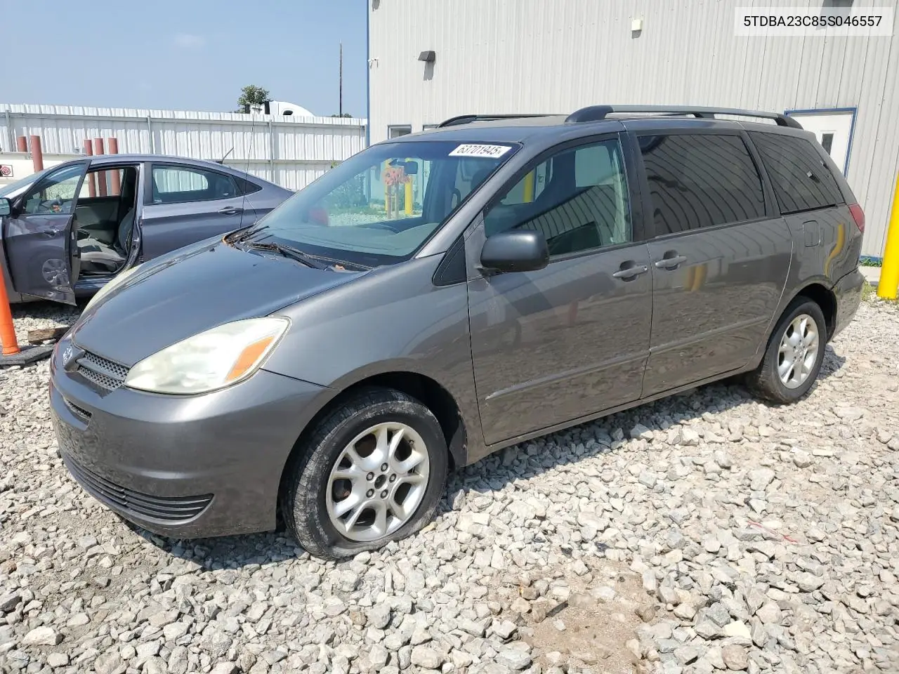 2005 Toyota Sienna Le VIN: 5TDBA23C85S046557 Lot: 63701945