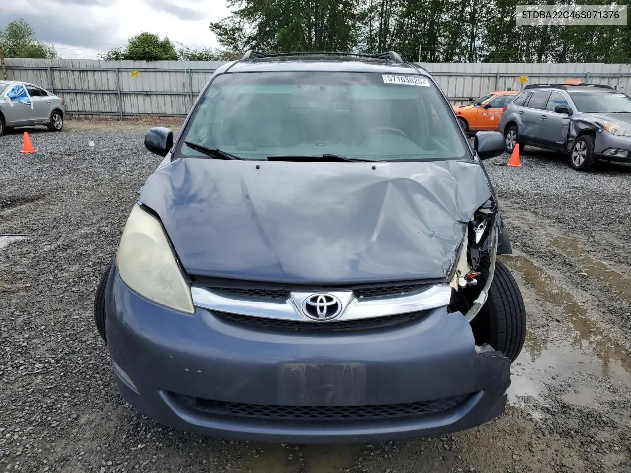 5tdba22c46s071376 5TDBA22C46S071376 2006 Toyota Sienna Xle