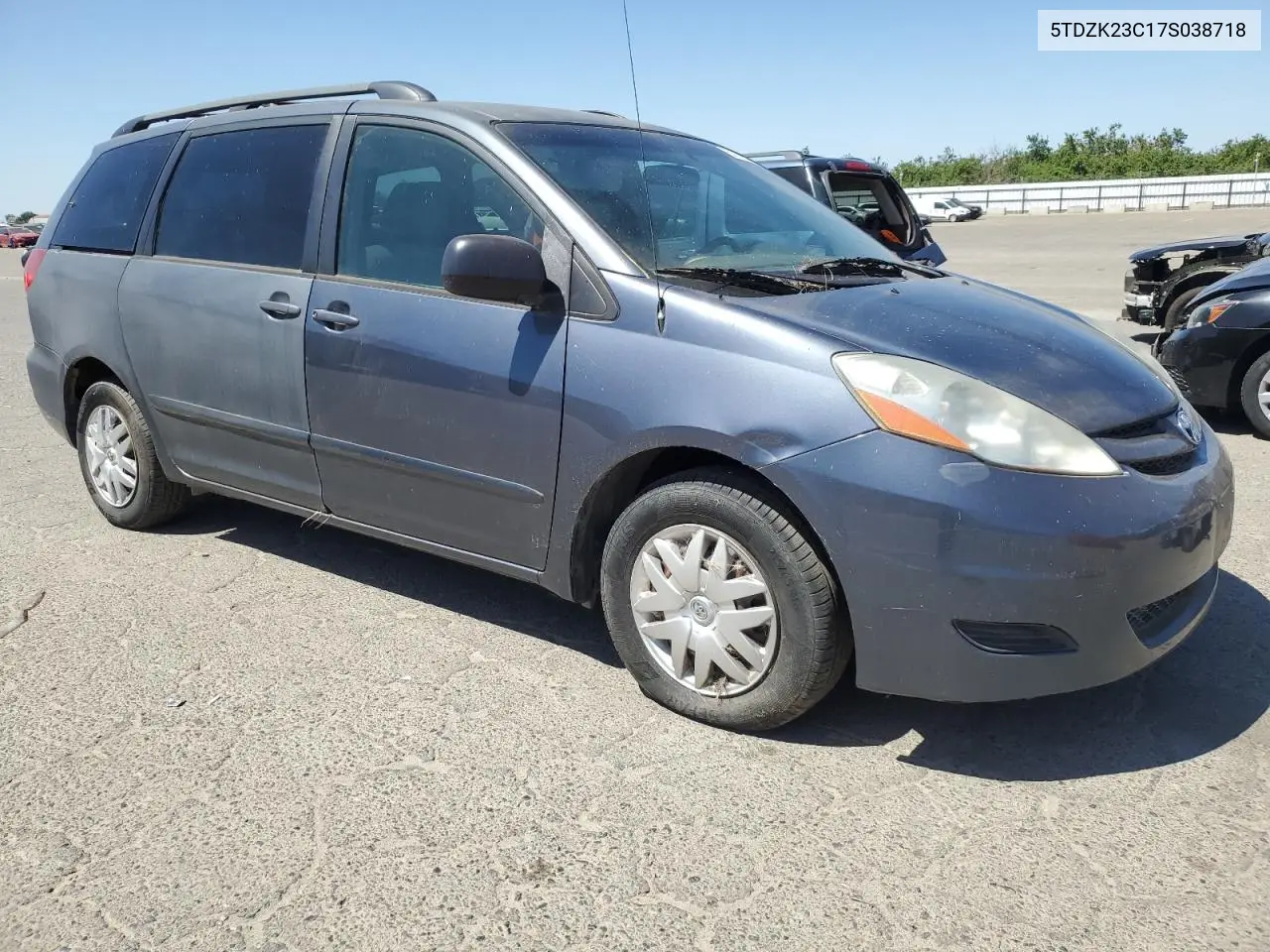 2007 Toyota Sienna Ce VIN: 5TDZK23C17S038718 Lot: 57179015