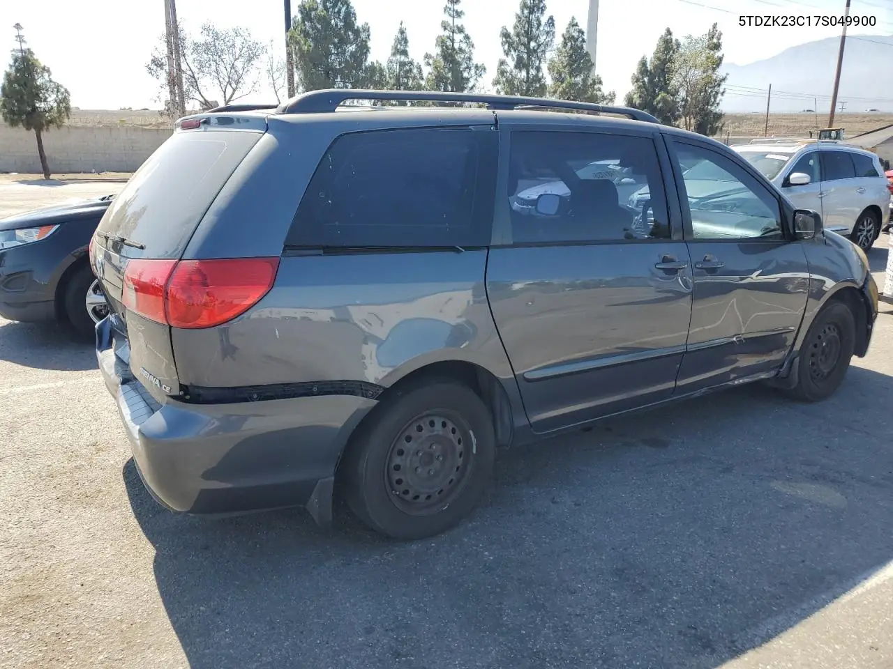 2007 Toyota Sienna Ce VIN: 5TDZK23C17S049900 Lot: 61481735