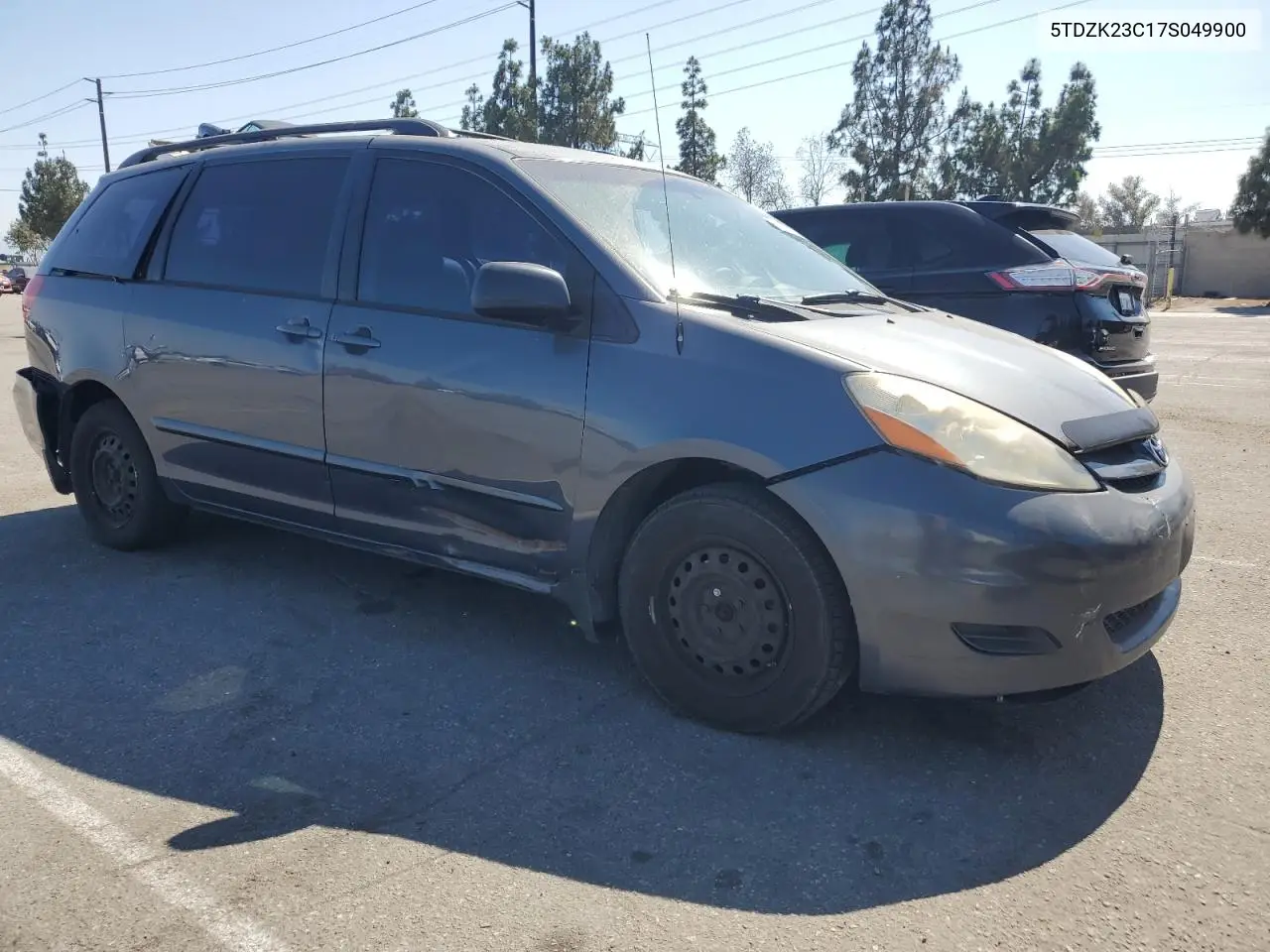 2007 Toyota Sienna Ce VIN: 5TDZK23C17S049900 Lot: 61481735