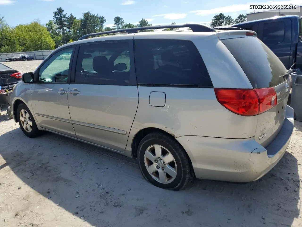 2009 Toyota Sienna Ce VIN: 5TDZK23C69S255216 Lot: 56924235