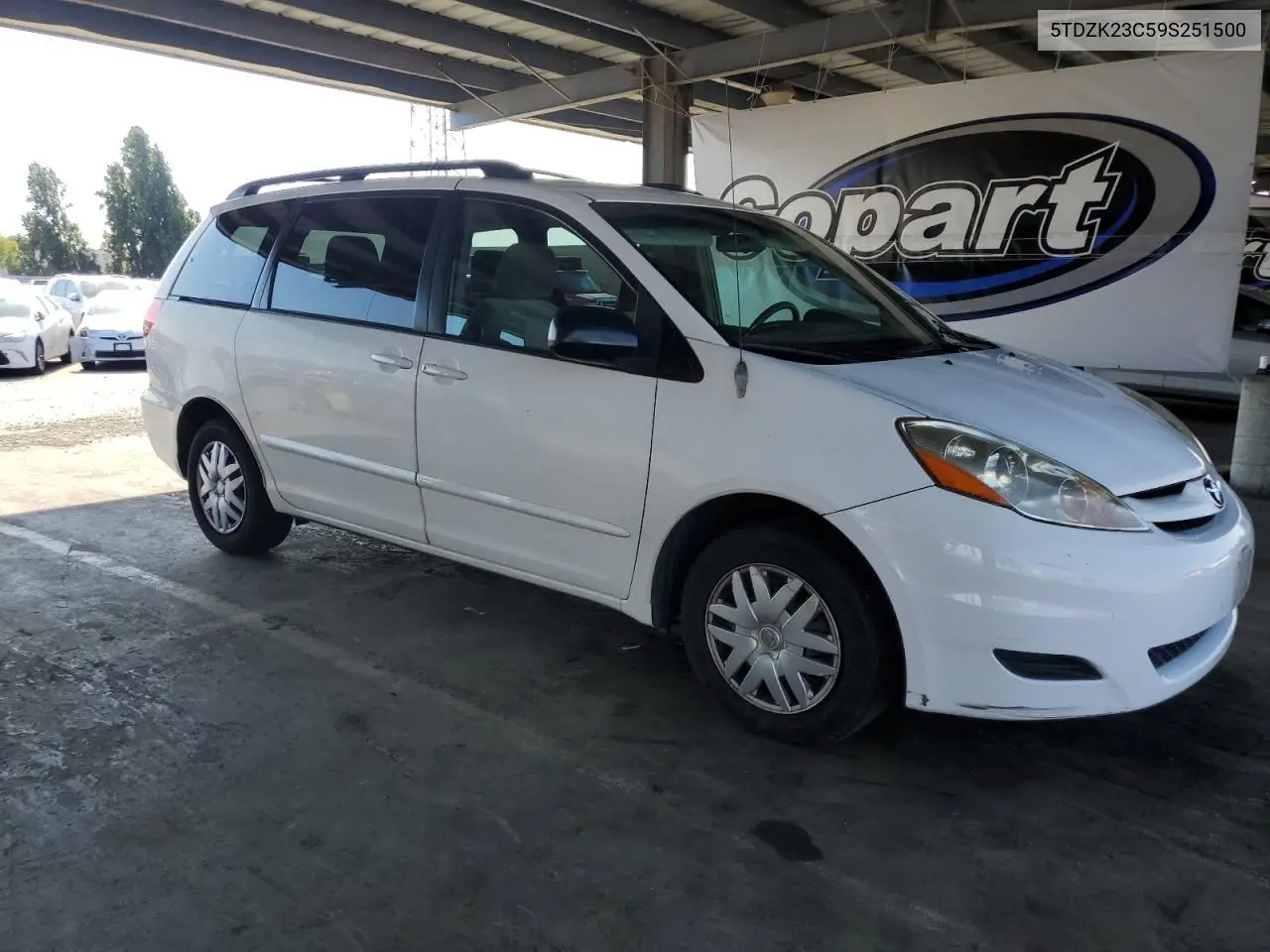 2009 Toyota Sienna Ce VIN: 5TDZK23C59S251500 Lot: 64794485