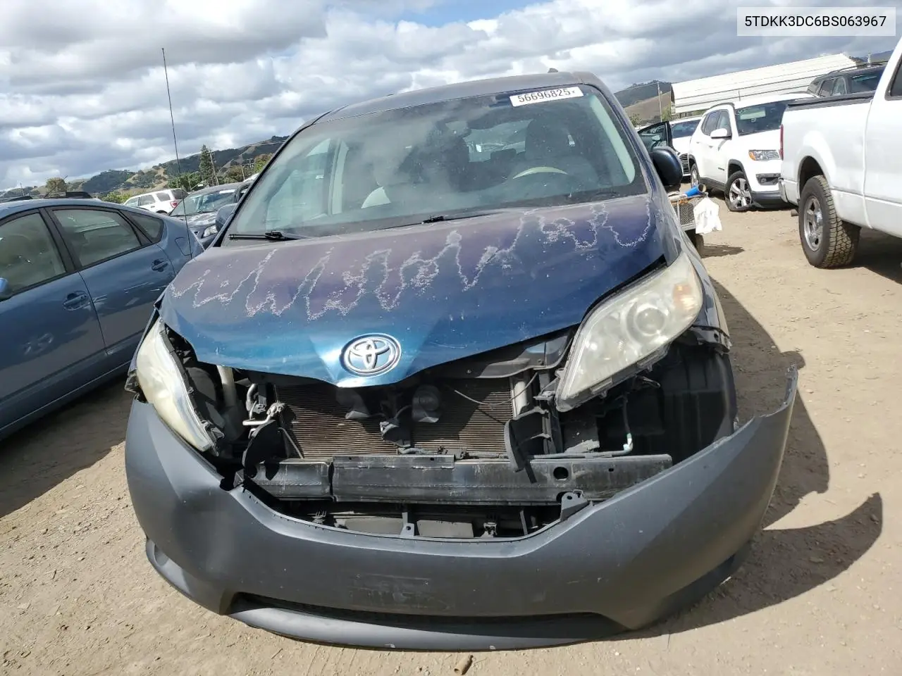 2011 Toyota Sienna Le VIN: 5TDKK3DC6BS063967 Lot: 56696825
