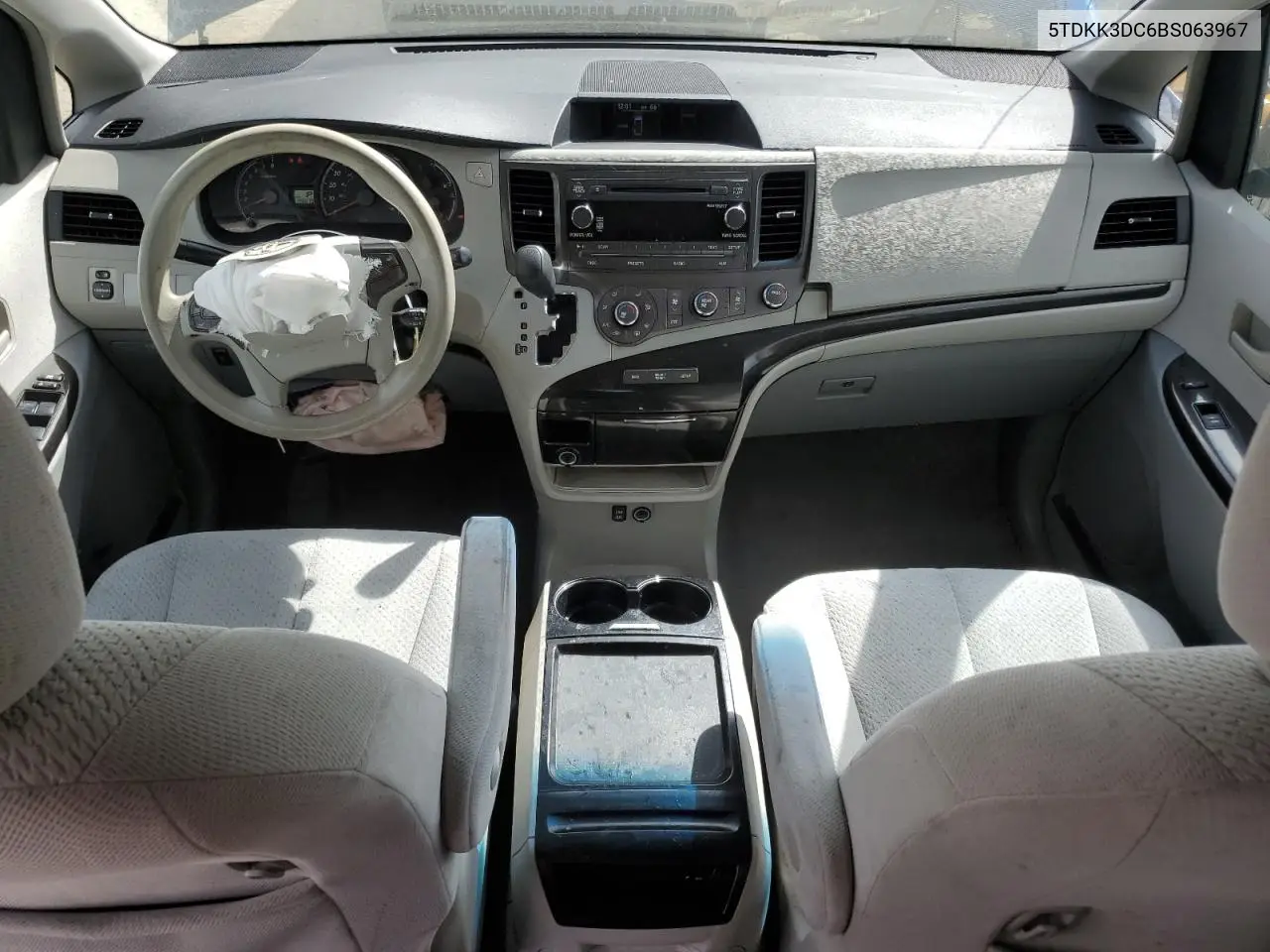2011 Toyota Sienna Le VIN: 5TDKK3DC6BS063967 Lot: 56696825