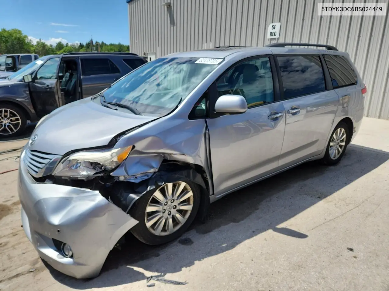 2011 Toyota Sienna Xle VIN: 5TDYK3DC6BS024449 Lot: 62478785