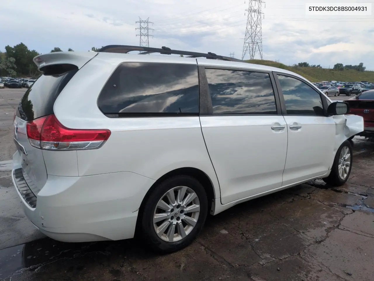 2011 Toyota Sienna Xle VIN: 5TDDK3DC8BS004931 Lot: 62487305