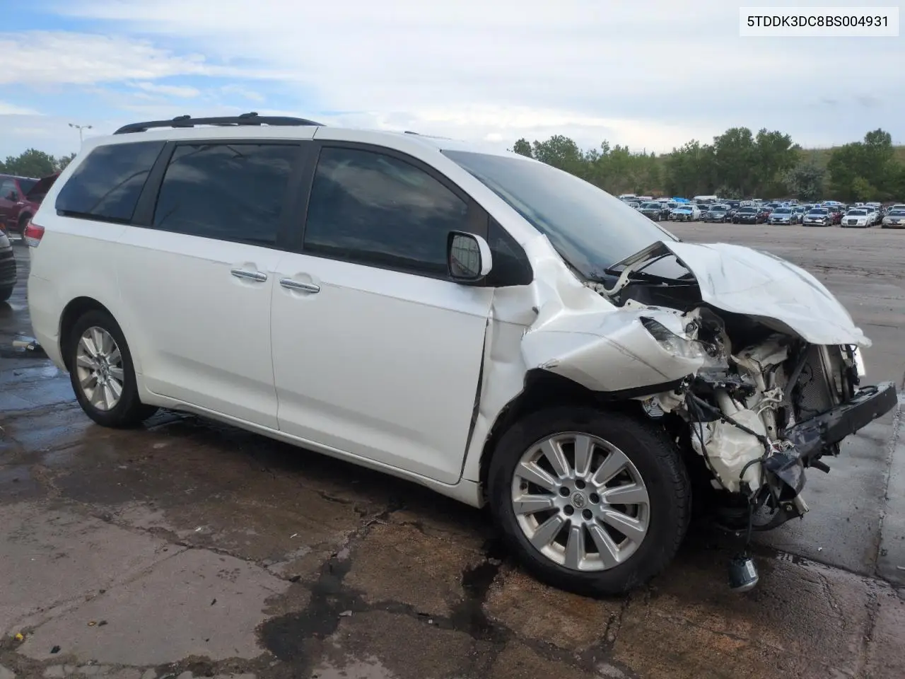 2011 Toyota Sienna Xle VIN: 5TDDK3DC8BS004931 Lot: 62487305