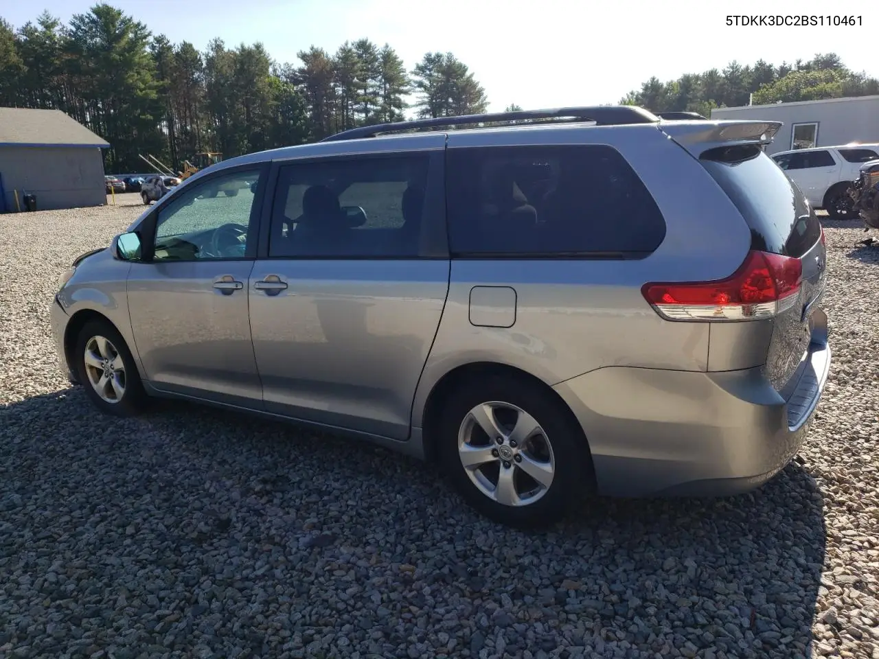 2011 Toyota Sienna Le VIN: 5TDKK3DC2BS110461 Lot: 62907435