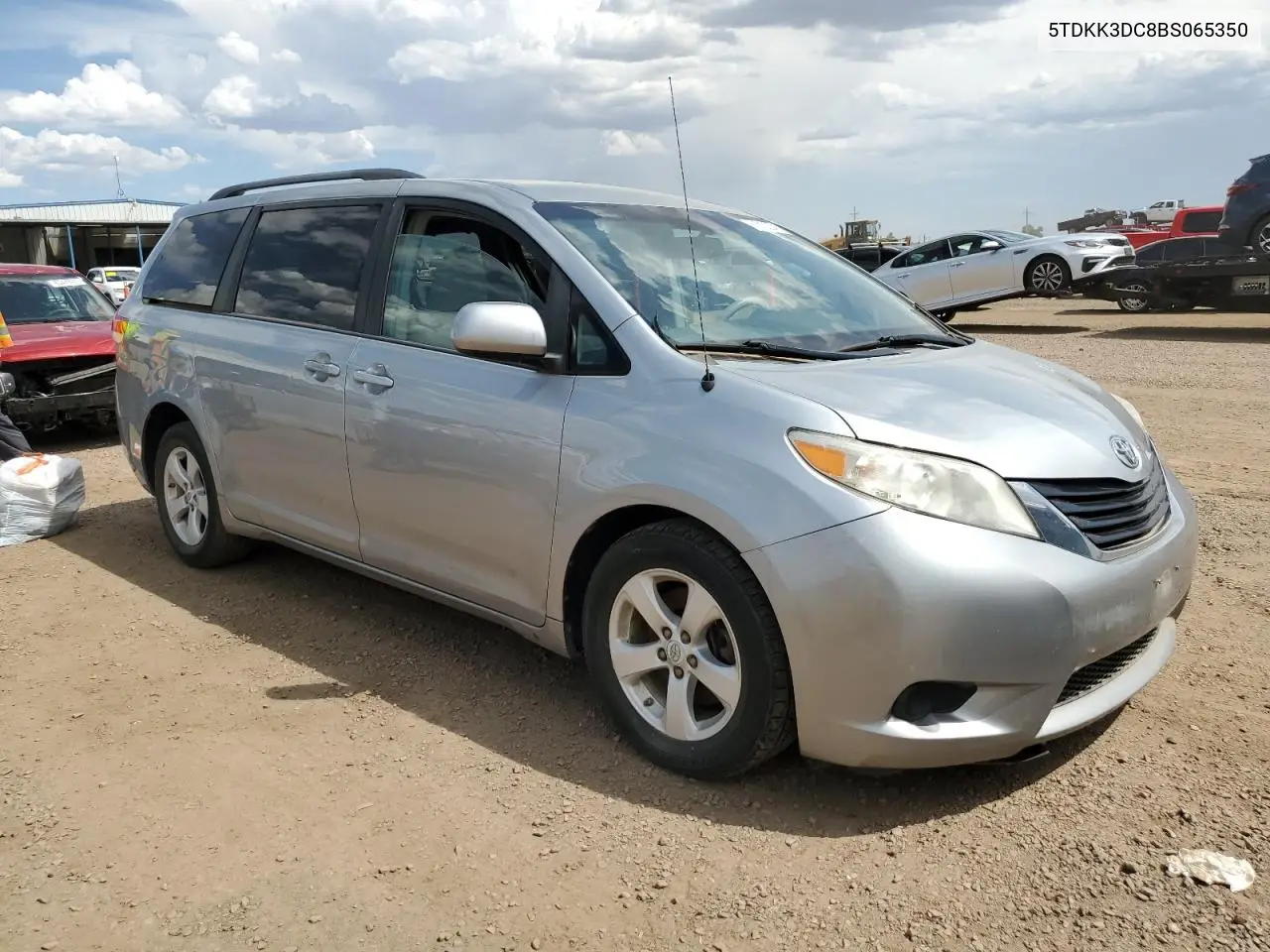 2011 Toyota Sienna Le VIN: 5TDKK3DC8BS065350 Lot: 63102045