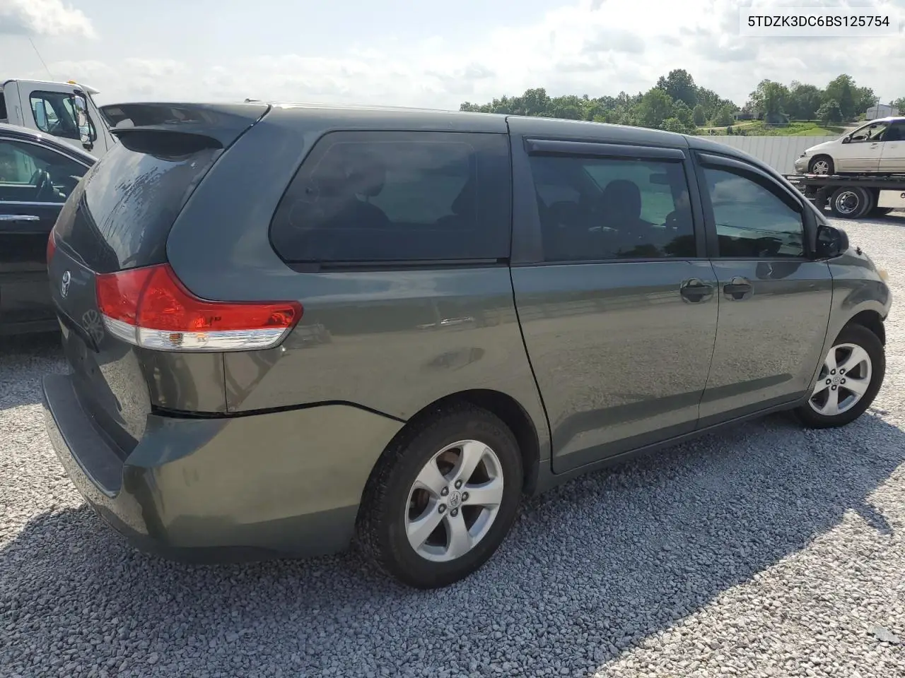 2011 Toyota Sienna VIN: 5TDZK3DC6BS125754 Lot: 63587995