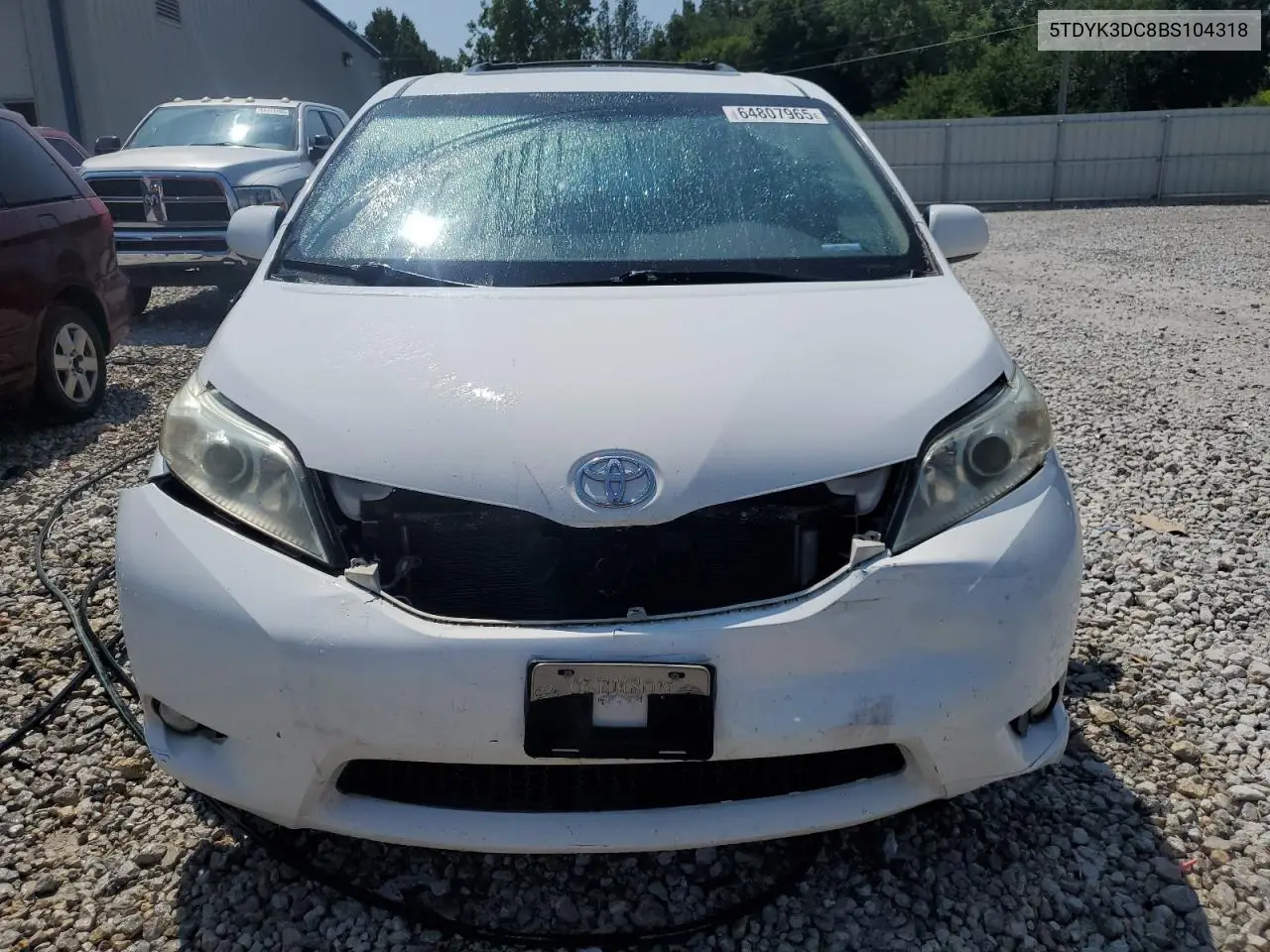 2011 Toyota Sienna Xle VIN: 5TDYK3DC8BS104318 Lot: 64807965