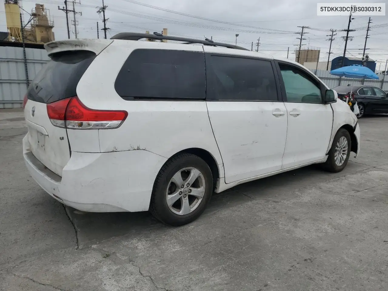 2011 Toyota Sienna Le VIN: 5TDKK3DC1BS030312 Lot: 65475655