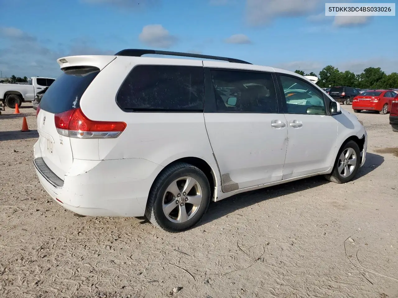 2011 Toyota Sienna Le VIN: 5TDKK3DC4BS033026 Lot: 65638355