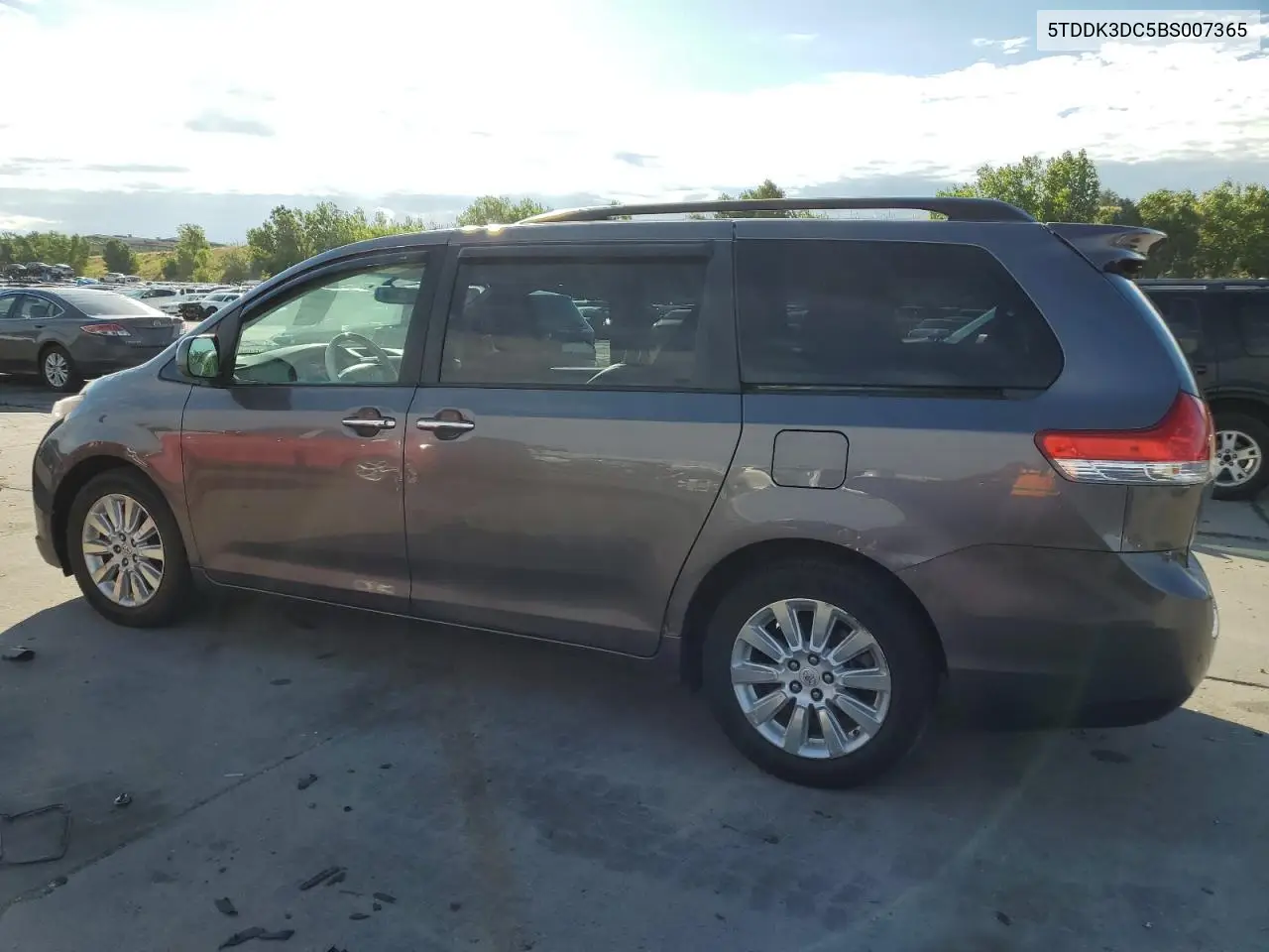 2011 Toyota Sienna Xle VIN: 5TDDK3DC5BS007365 Lot: 66169155
