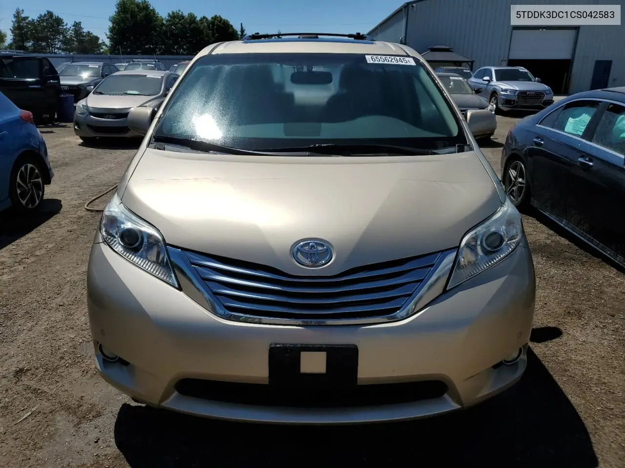 2012 Toyota Sienna Xle VIN: 5TDDK3DC1CS042583 Lot: 65562945
