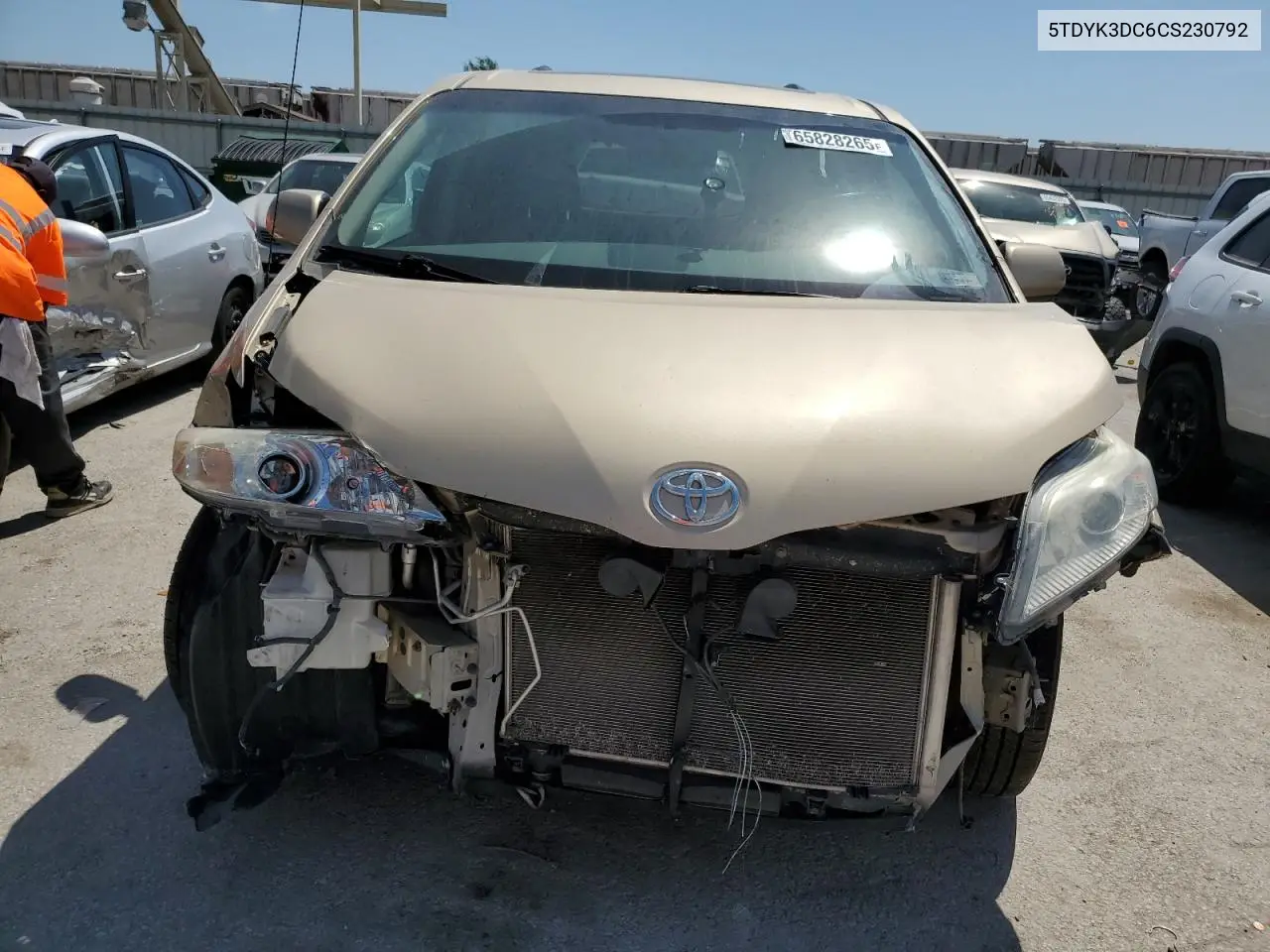 2012 Toyota Sienna Xle VIN: 5TDYK3DC6CS230792 Lot: 65828265