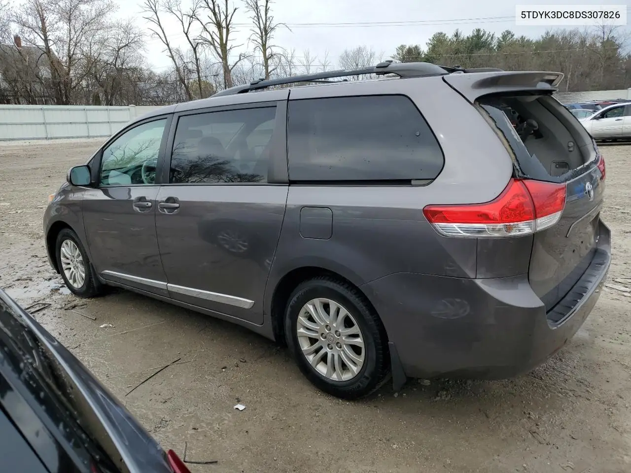 2013 Toyota Sienna Xle VIN: 5TDYK3DC8DS307826 Lot: 53960435