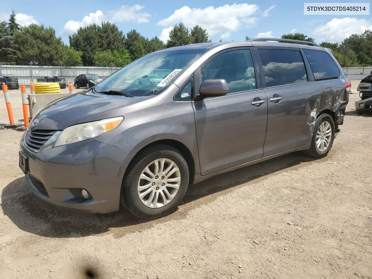 2013 Toyota Sienna Xle VIN: 5TDYK3DC7DS405214 Lot: 62500205