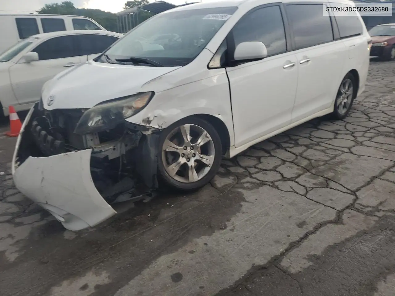 2013 Toyota Sienna Sport VIN: 5TDXK3DC5DS332680 Lot: 62996265