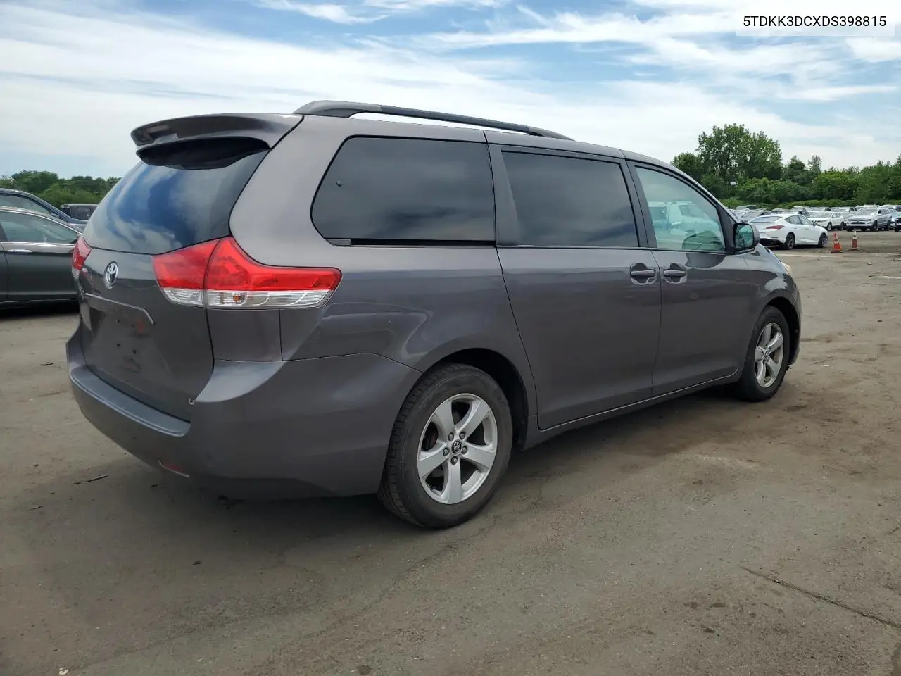 2013 Toyota Sienna Le VIN: 5TDKK3DCXDS398815 Lot: 63003235