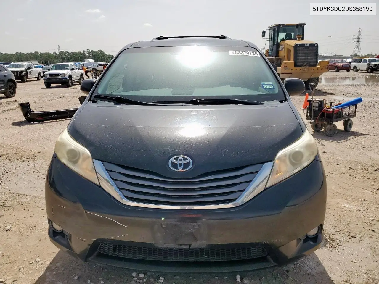 2013 Toyota Sienna Xle VIN: 5TDYK3DC2DS358190 Lot: 63370785