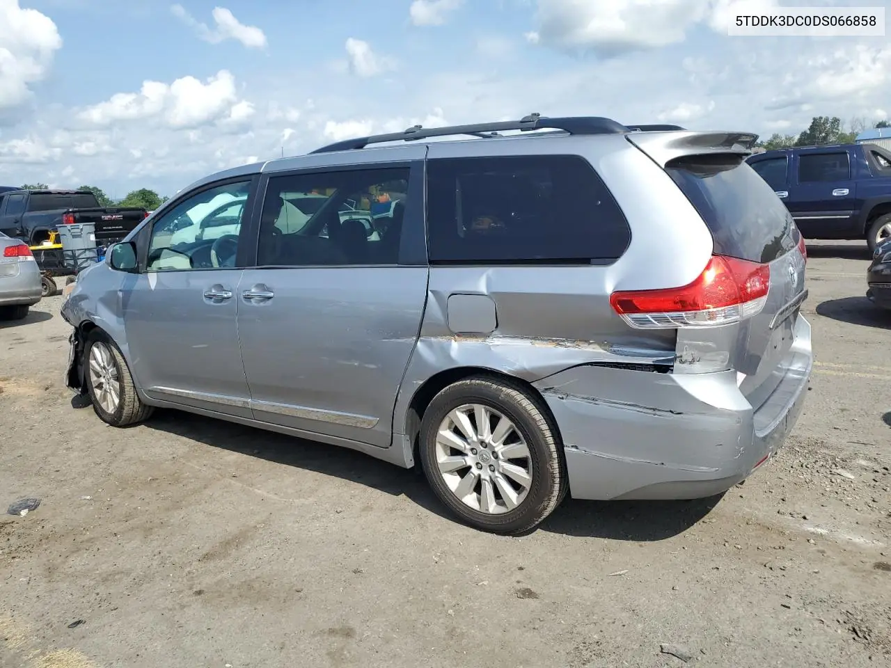 2013 Toyota Sienna Xle VIN: 5TDDK3DC0DS066858 Lot: 65465355