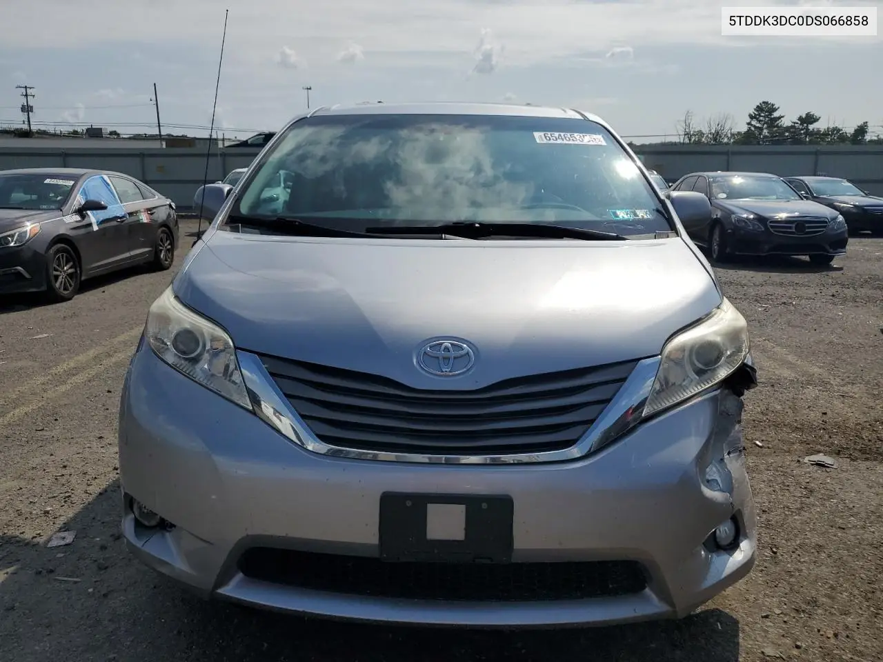 2013 Toyota Sienna Xle VIN: 5TDDK3DC0DS066858 Lot: 65465355