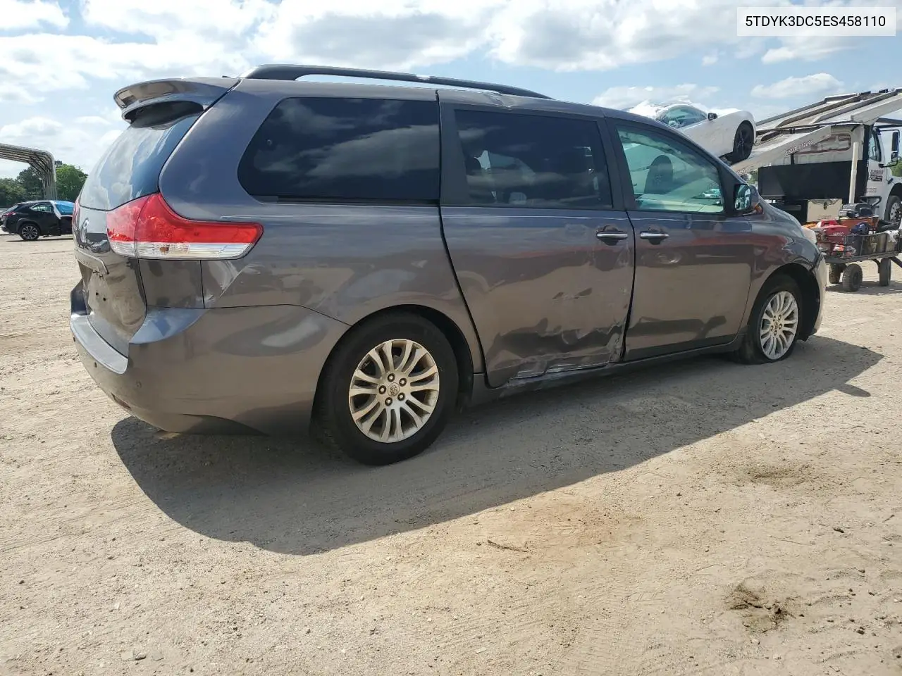 2014 Toyota Sienna Xle VIN: 5TDYK3DC5ES458110 Lot: 57056445