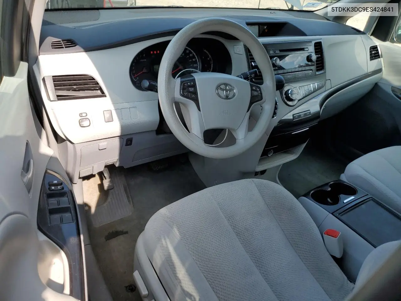 2014 Toyota Sienna Le VIN: 5TDKK3DC9ES424841 Lot: 59098365