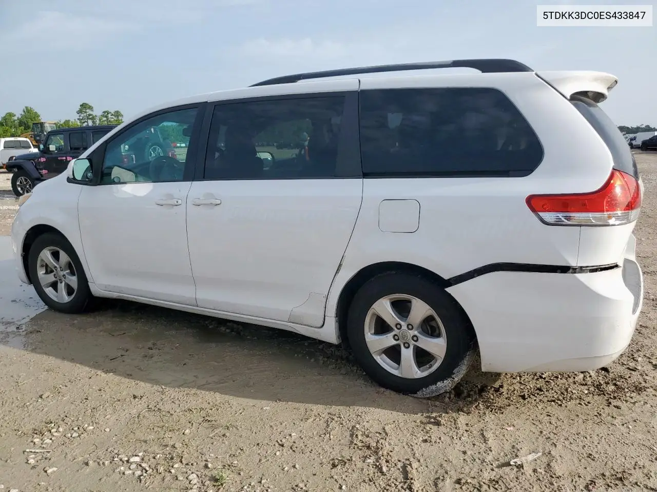 2014 Toyota Sienna Le VIN: 5TDKK3DC0ES433847 Lot: 63260025