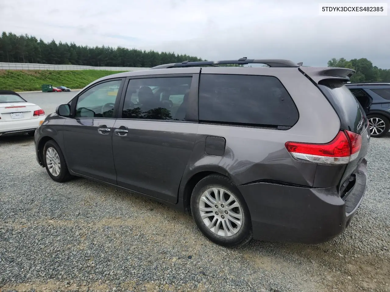 2014 Toyota Sienna Xle VIN: 5TDYK3DCXES482385 Lot: 64924005