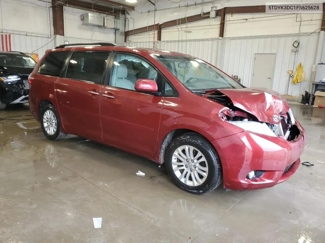 2015 Toyota Sienna Xle VIN: 5TDYK3DC1FS625628 Lot: 55222675