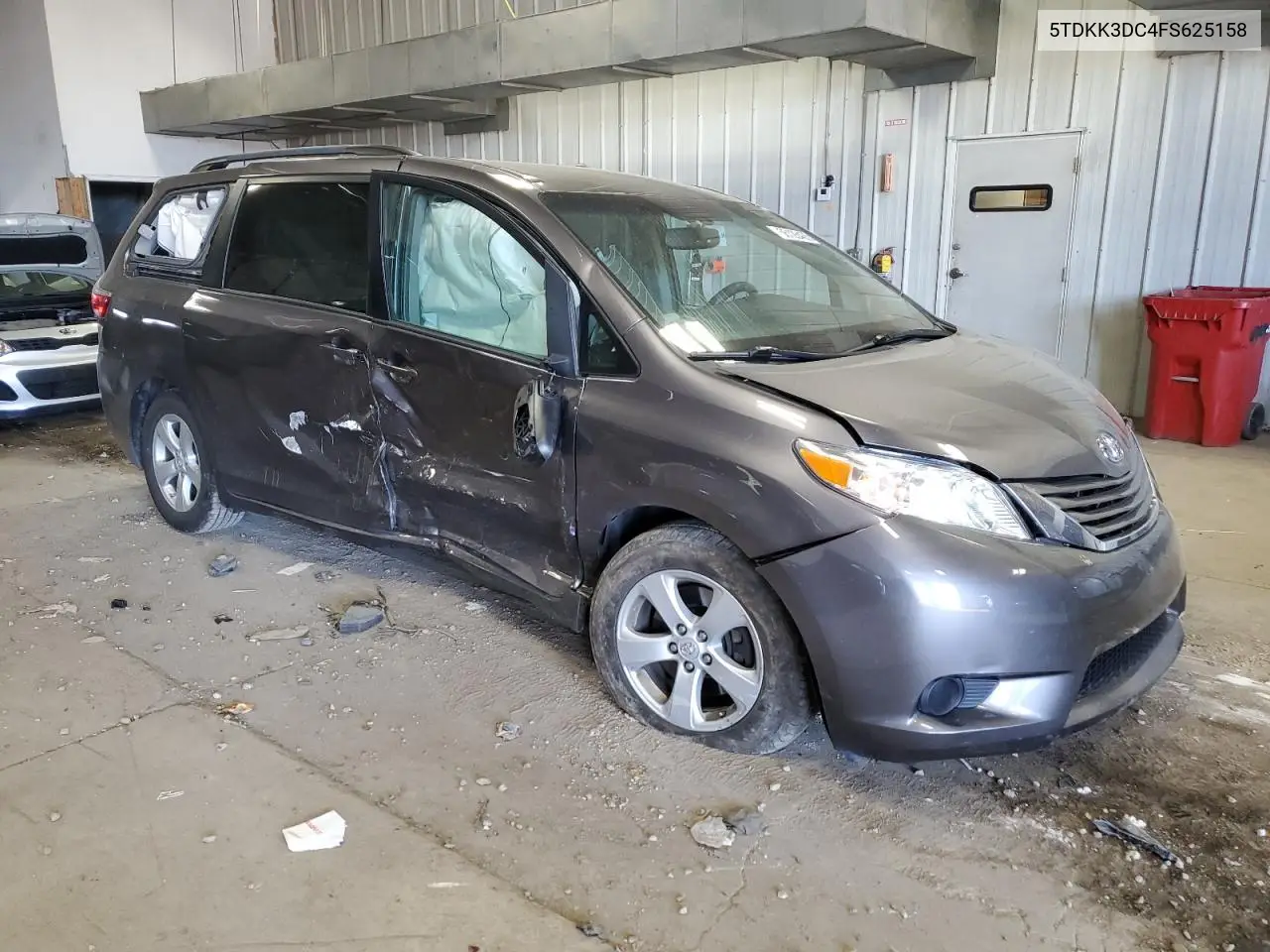 2015 Toyota Sienna Le VIN: 5TDKK3DC4FS625158 Lot: 56126435