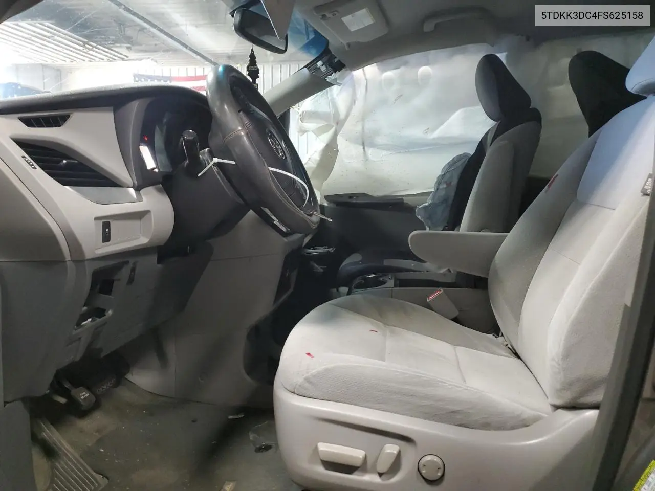 2015 Toyota Sienna Le VIN: 5TDKK3DC4FS625158 Lot: 56126435