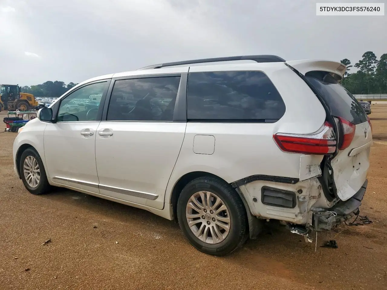 2015 Toyota Sienna Xle VIN: 5TDYK3DC3FS576240 Lot: 56745965