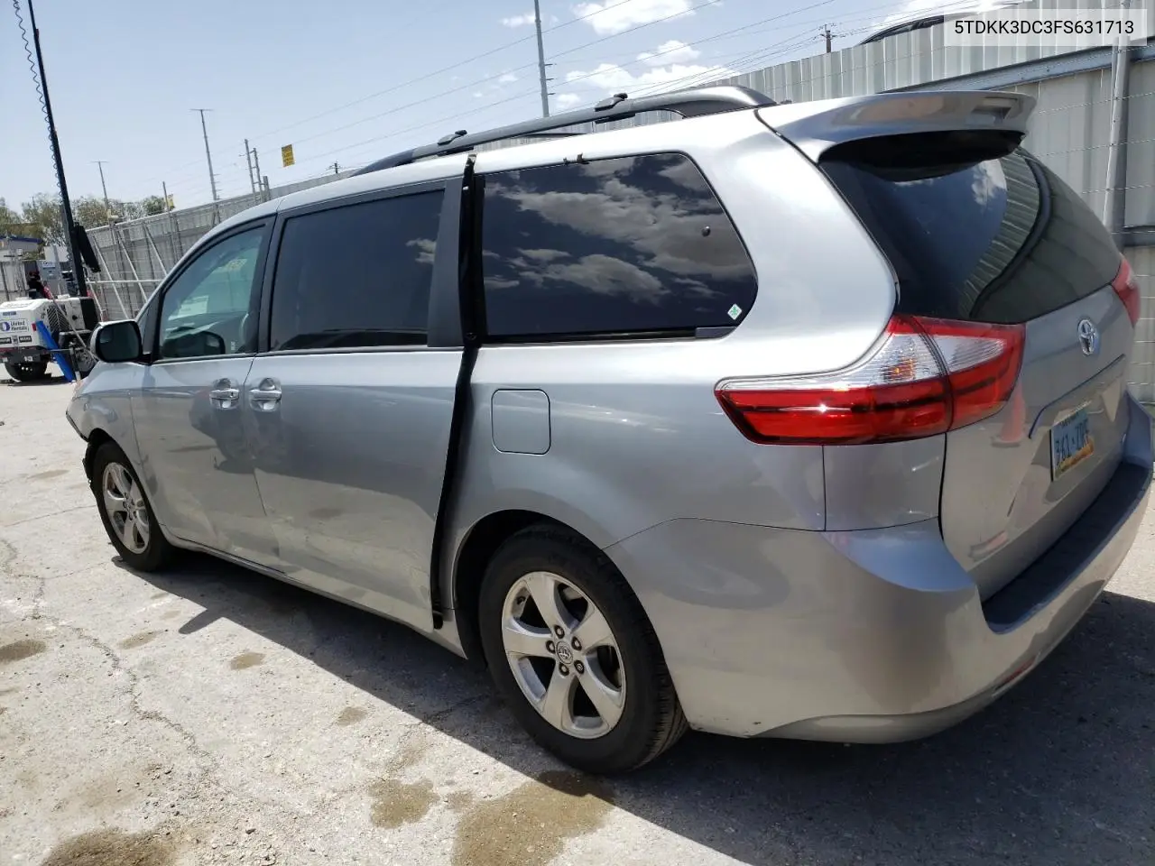 2015 Toyota Sienna Le VIN: 5TDKK3DC3FS631713 Lot: 57117065