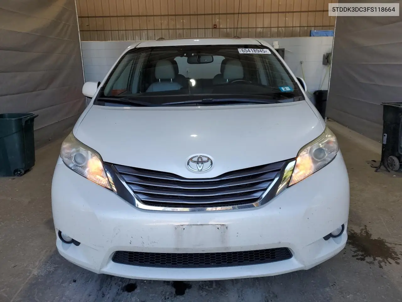 2015 Toyota Sienna Xle VIN: 5TDDK3DC3FS118664 Lot: 65418945
