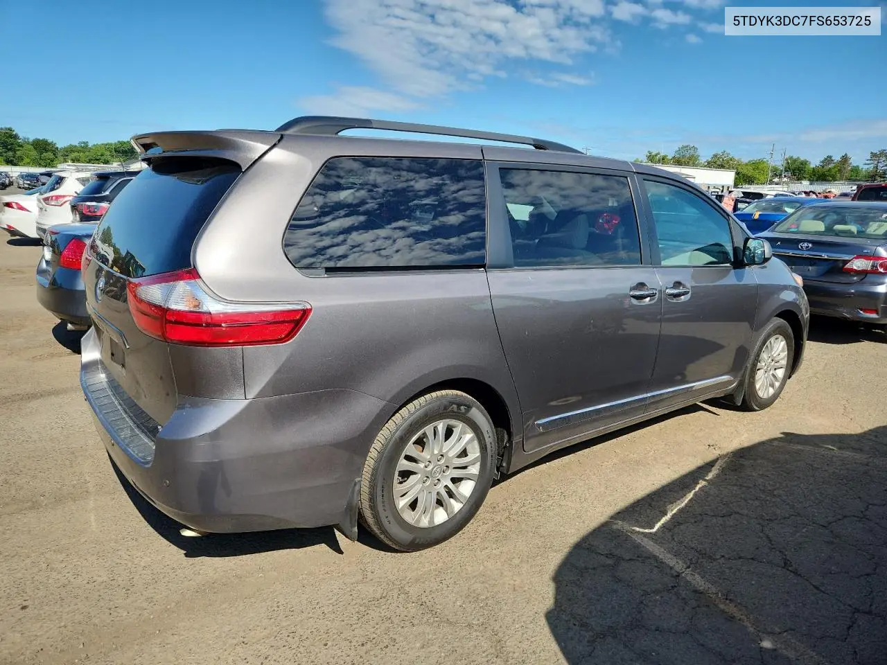 2015 Toyota Sienna Xle VIN: 5TDYK3DC7FS653725 Lot: 65627155