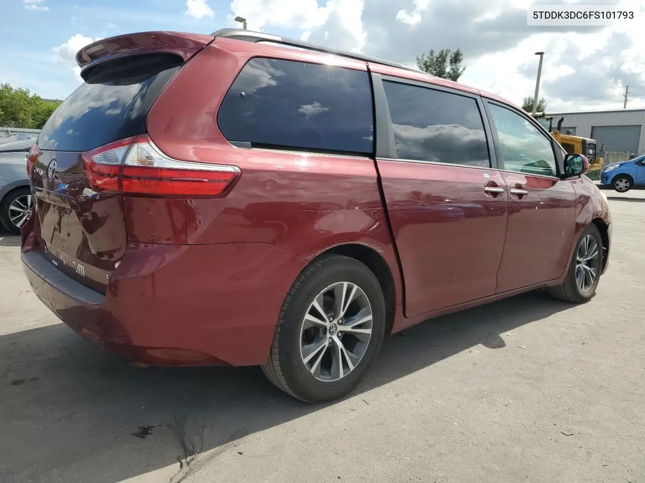 2015 Toyota Sienna Xle VIN: 5TDDK3DC6FS101793 Lot: 65903775